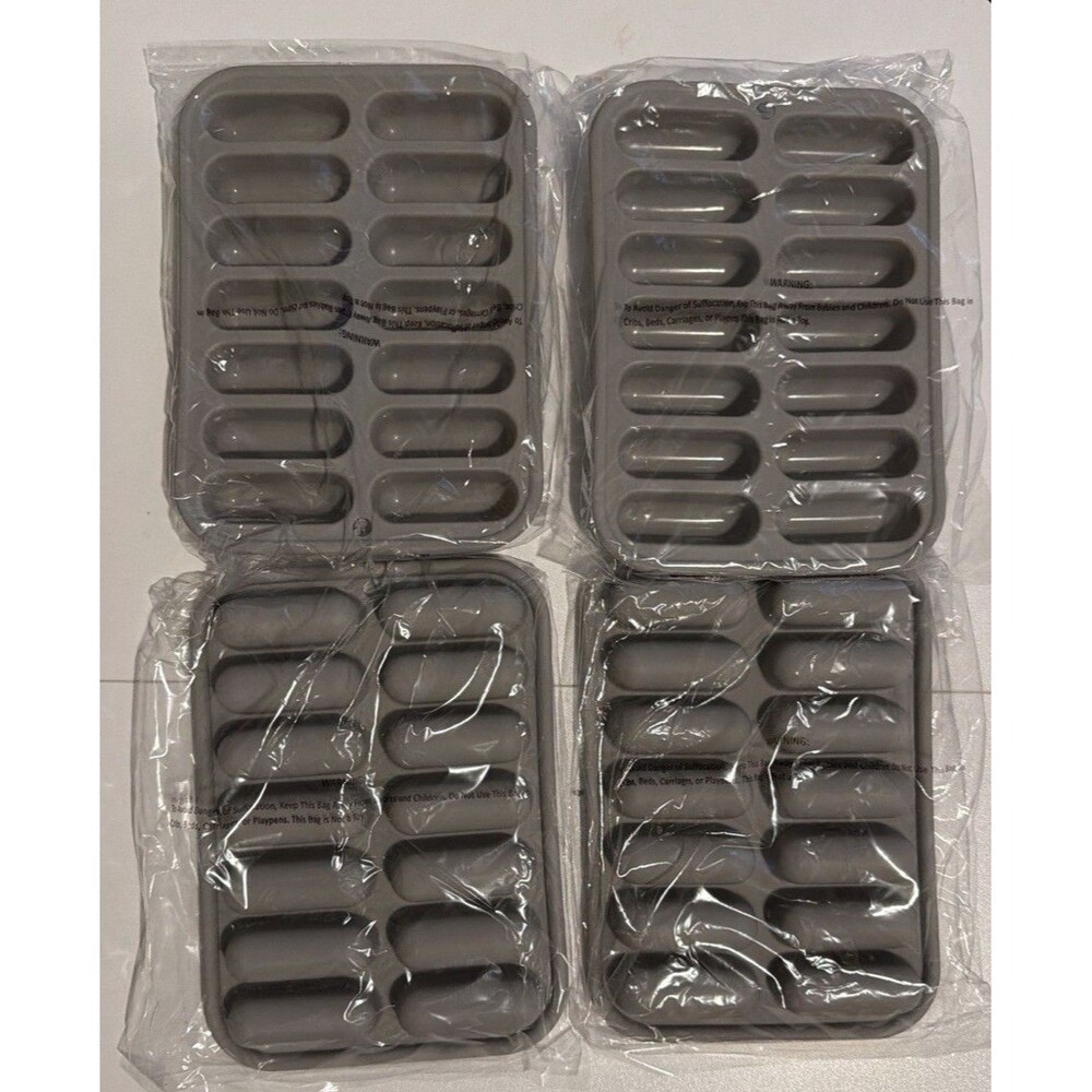 ROOM ESSENTIALS SILICONE ICE CUBE TRAY